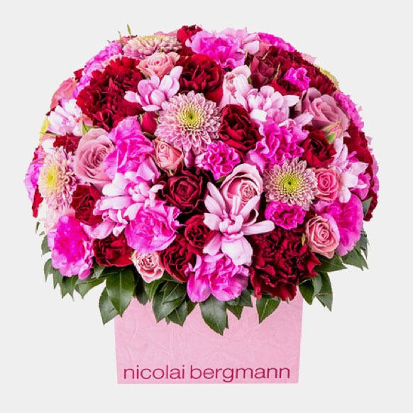 nicolai-bergmann-fresh-flower-arrangement-valentines